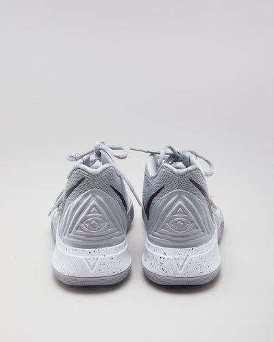 Nike Kyrie 5 Team Wolf Grey & Black Sneakers - EUR 42.5