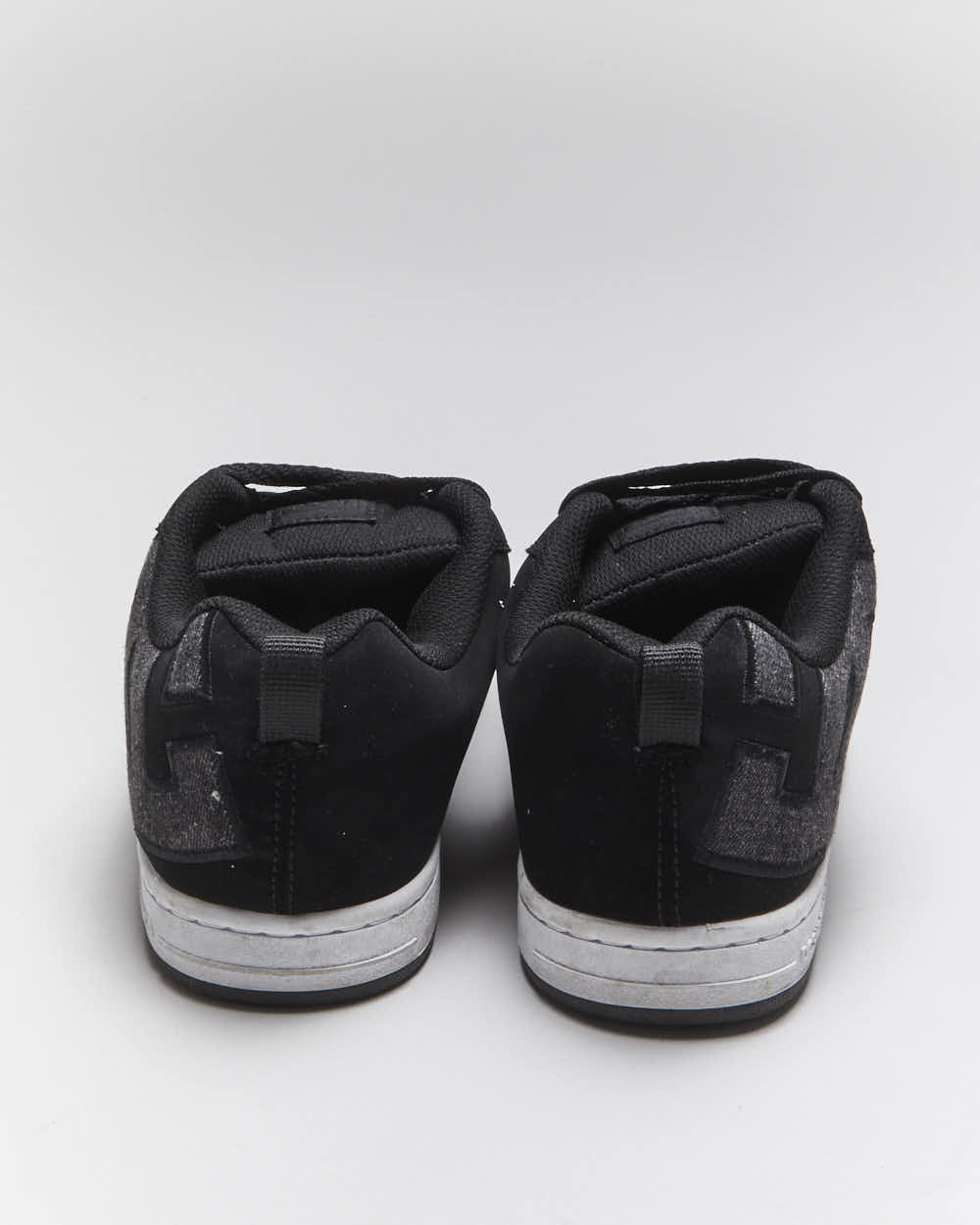 Vintage 00s DC Shoe Co Trainers - UK7.5