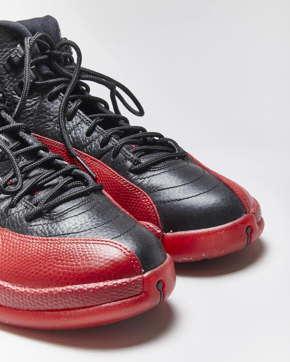 Nike Air Jordan 12 Trainers - UK7.5