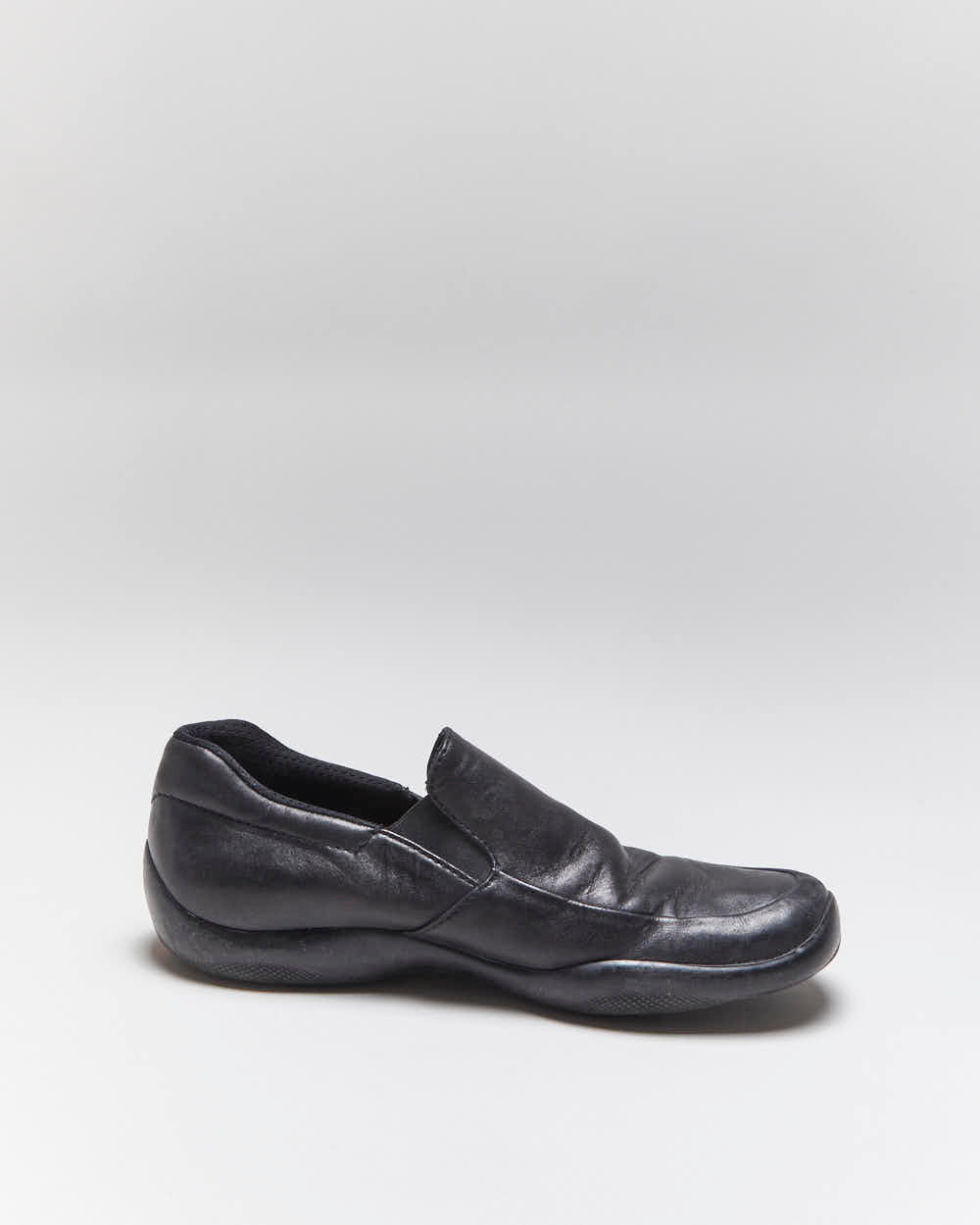 Vintage Prada Loafers - UK8 – Rokit