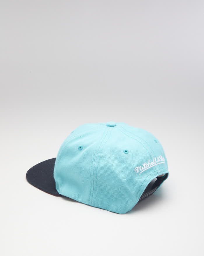 Vintage Vancouver Grizzlies NBA Mitchell &amp; Ness Snapback
