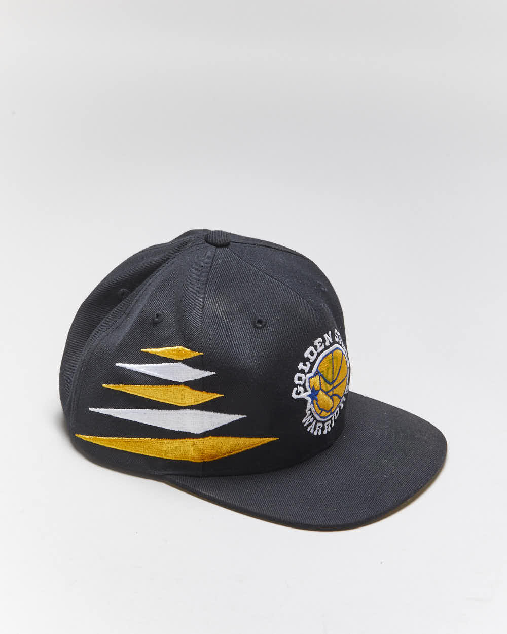 Vintage Mitchell &amp; Ness Golden State Warriors NBA Embroidered Snapback Cap - OS