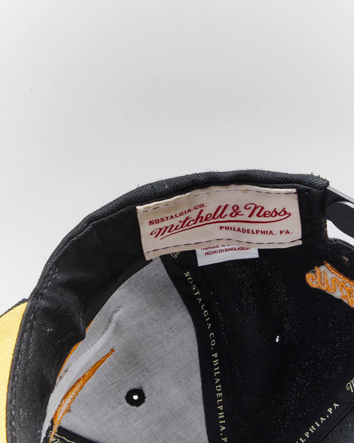 Vintage Mitchell & Ness Golden State Warriors NBA Embroidered Snapback Cap - OS