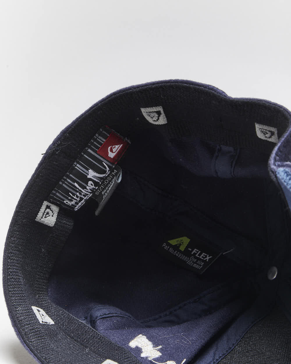 Vintage Y2K Quiksilver Fitted Baseball Cap - M