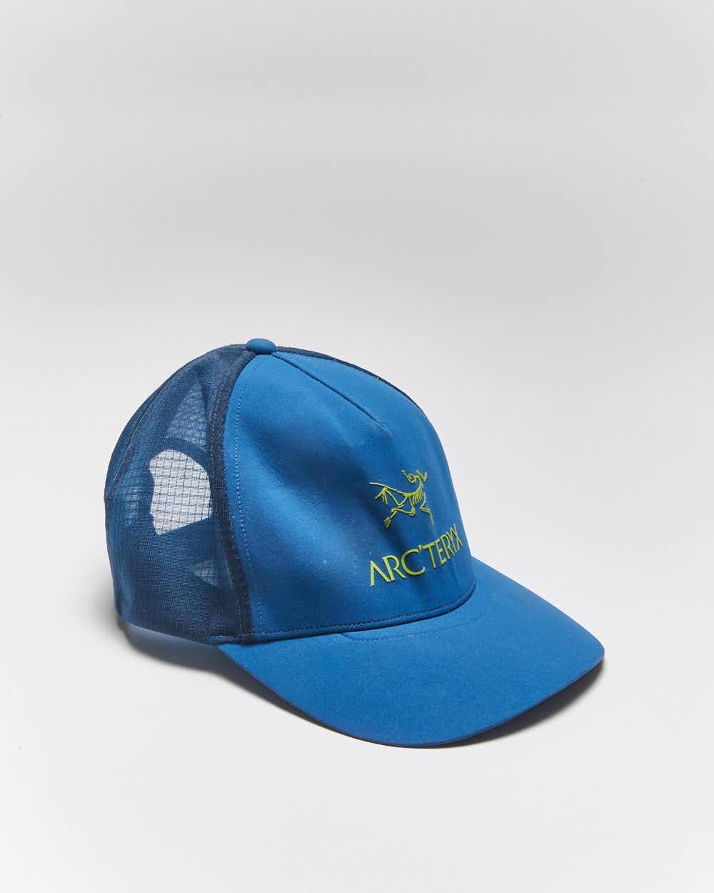 Vintage Arc'teryx Spell Out Logo Trucker Cap - OS