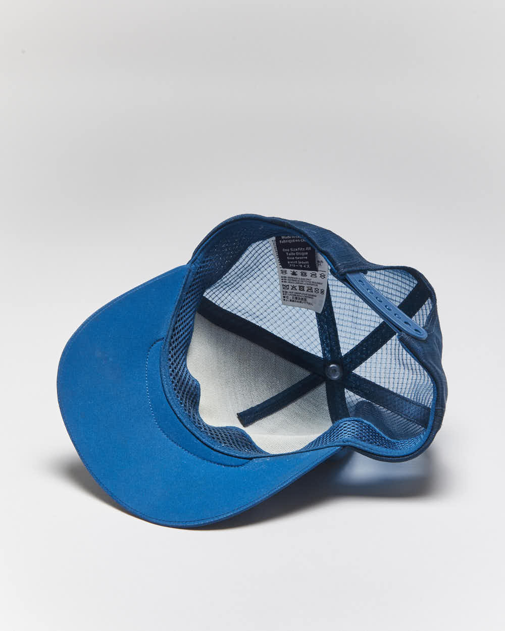 Vintage Arc'teryx Spell Out Logo Trucker Cap - OS