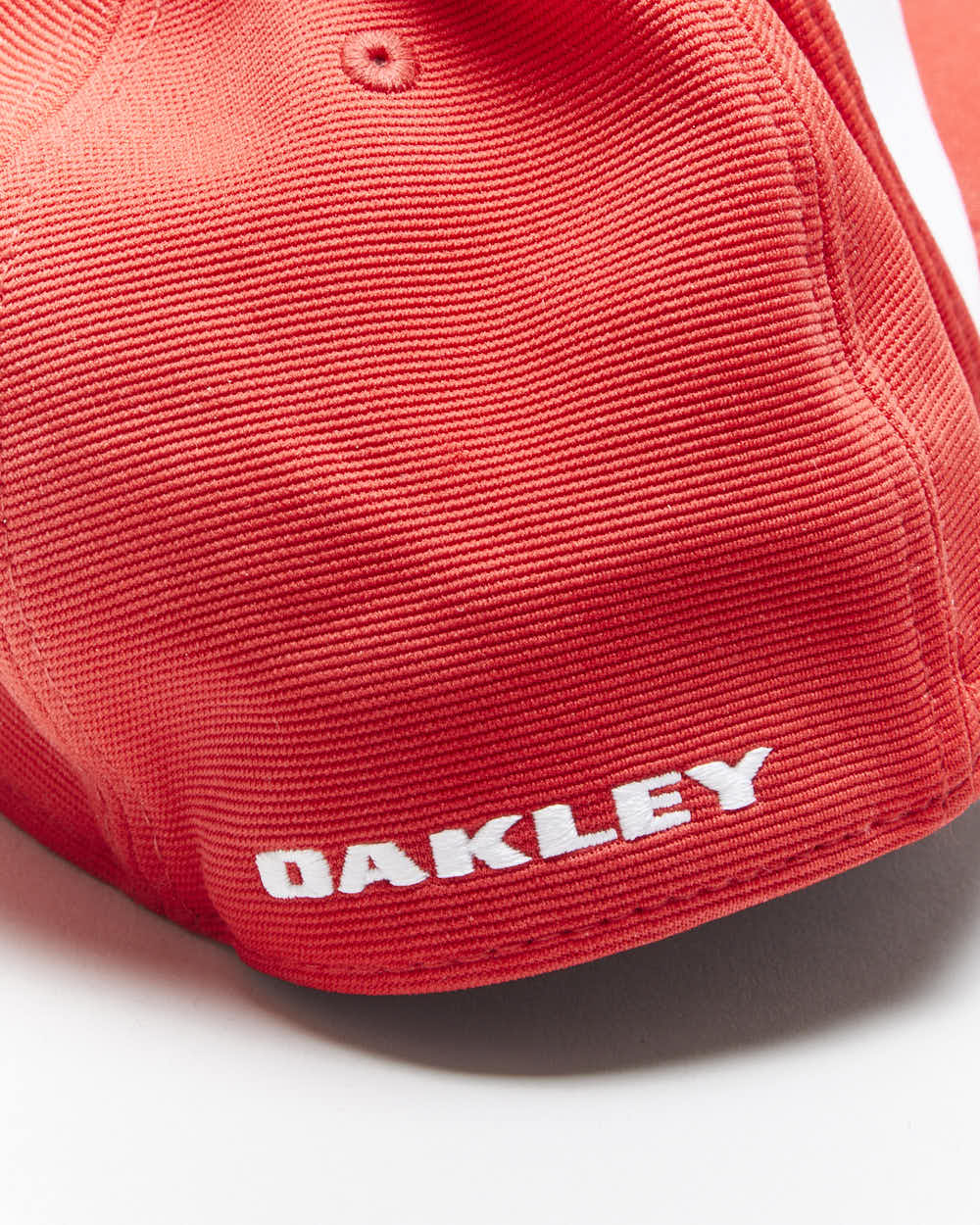 Vintage 2000's Oakley O Logo Fitted Cap - L/XL