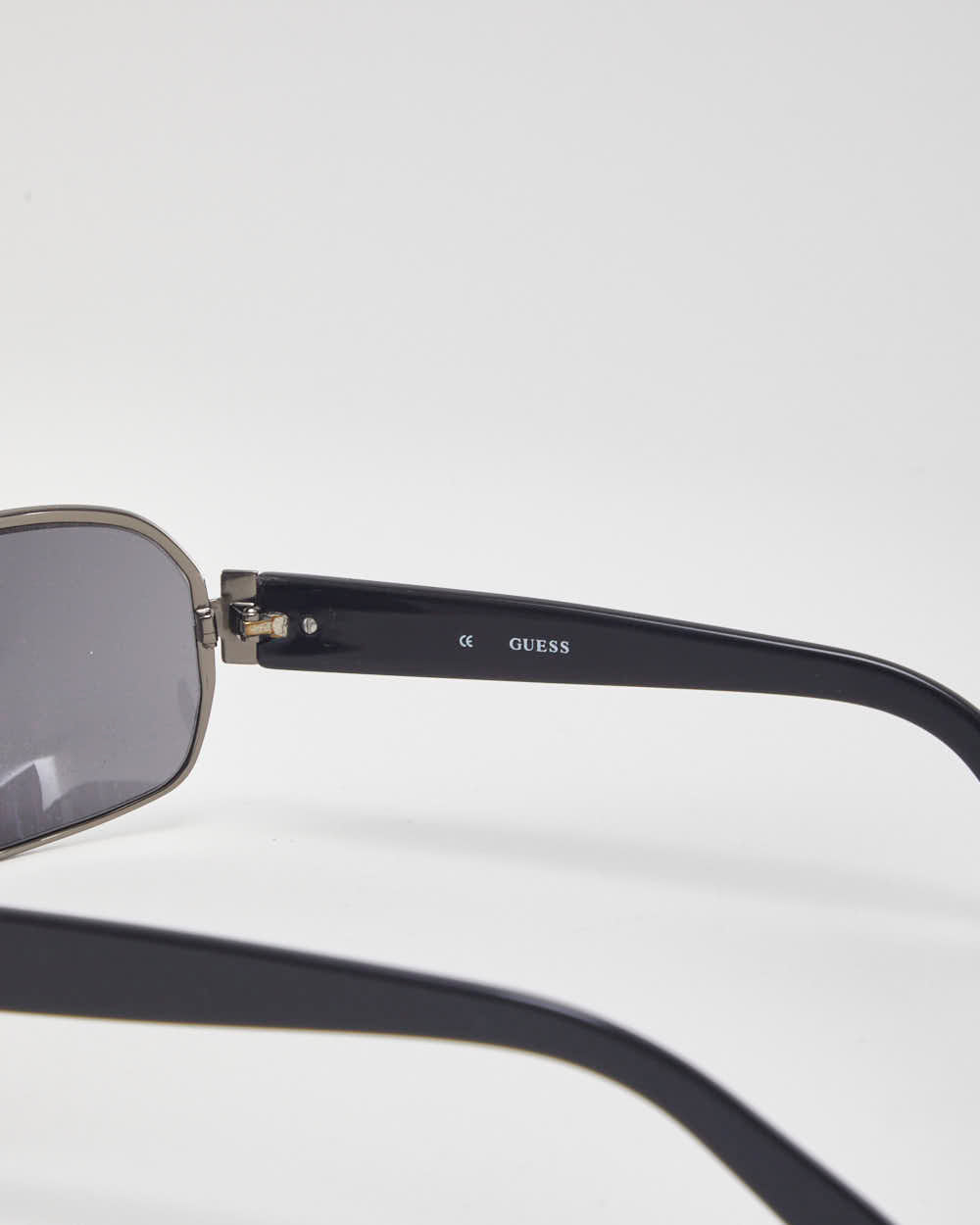 Y2k 00s Guess Sunglasses