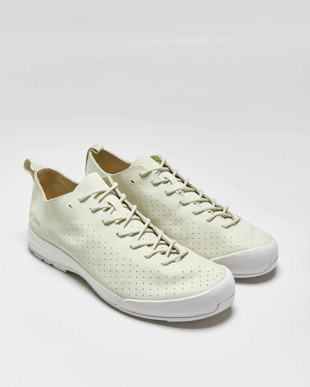 2022 Arc'teryx 'Wave' Sage Green Calfskin Leather Vibram Hiking Trainers - UK8.5
