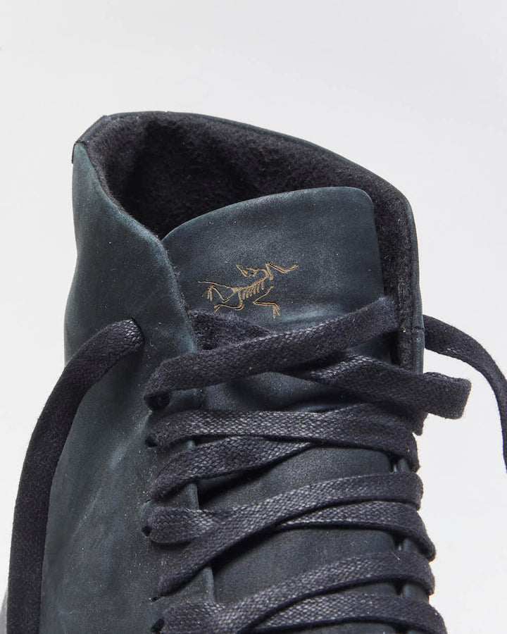 2023 Arc'teryx Nubuck Suede Gore-Tex Vibram Hiking Boots - UK8.5