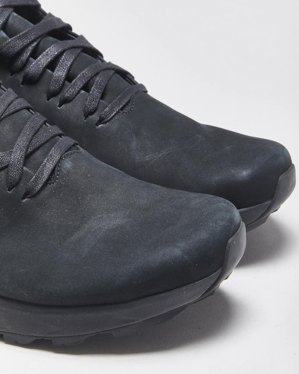 2023 Arc'teryx Nubuck Suede Gore-Tex Vibram Hiking Boots - UK8.5
