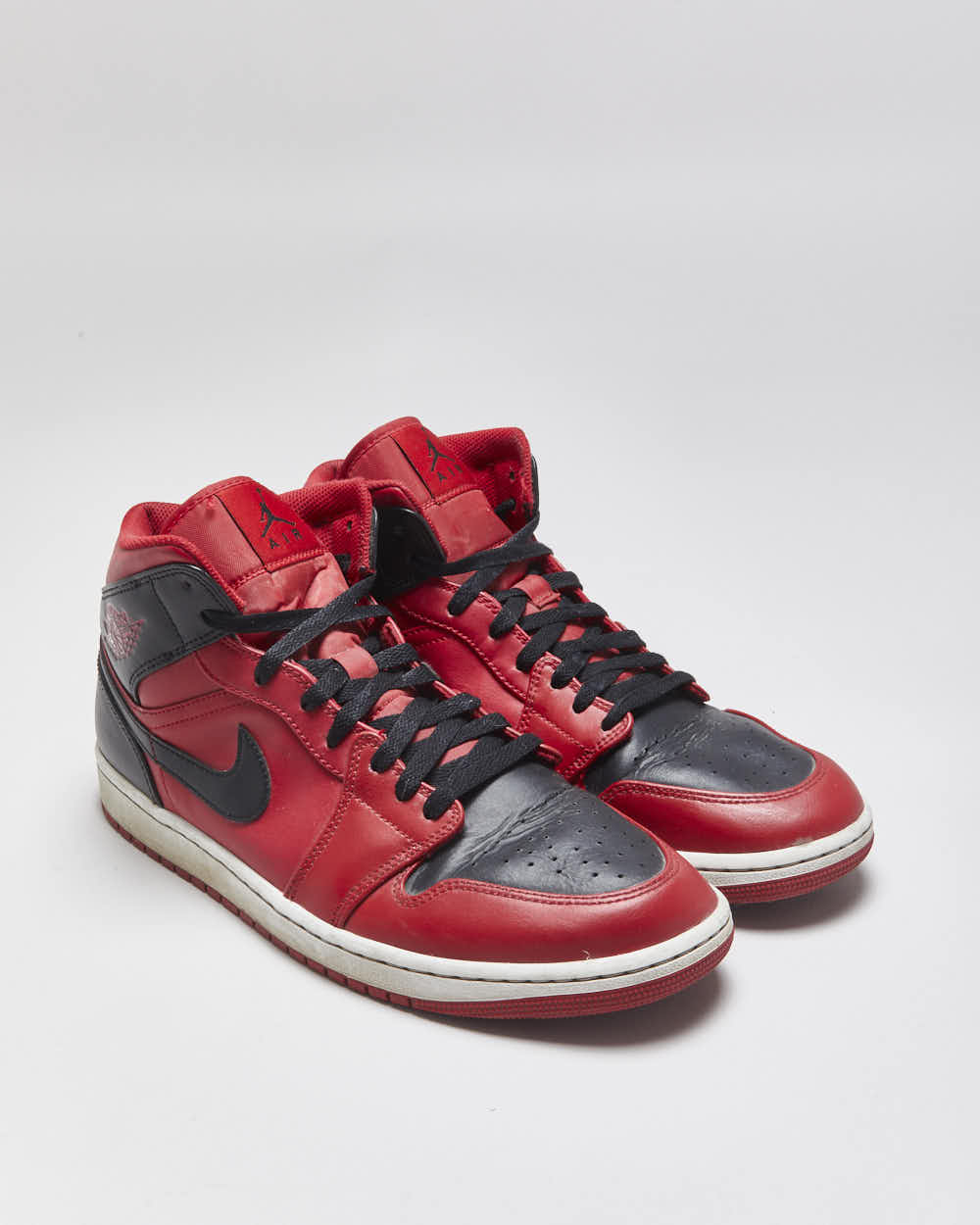 2022 Nike Air Jordan 1 Mid Reverse Bred Gym Red / Black Trainers - UK9.5