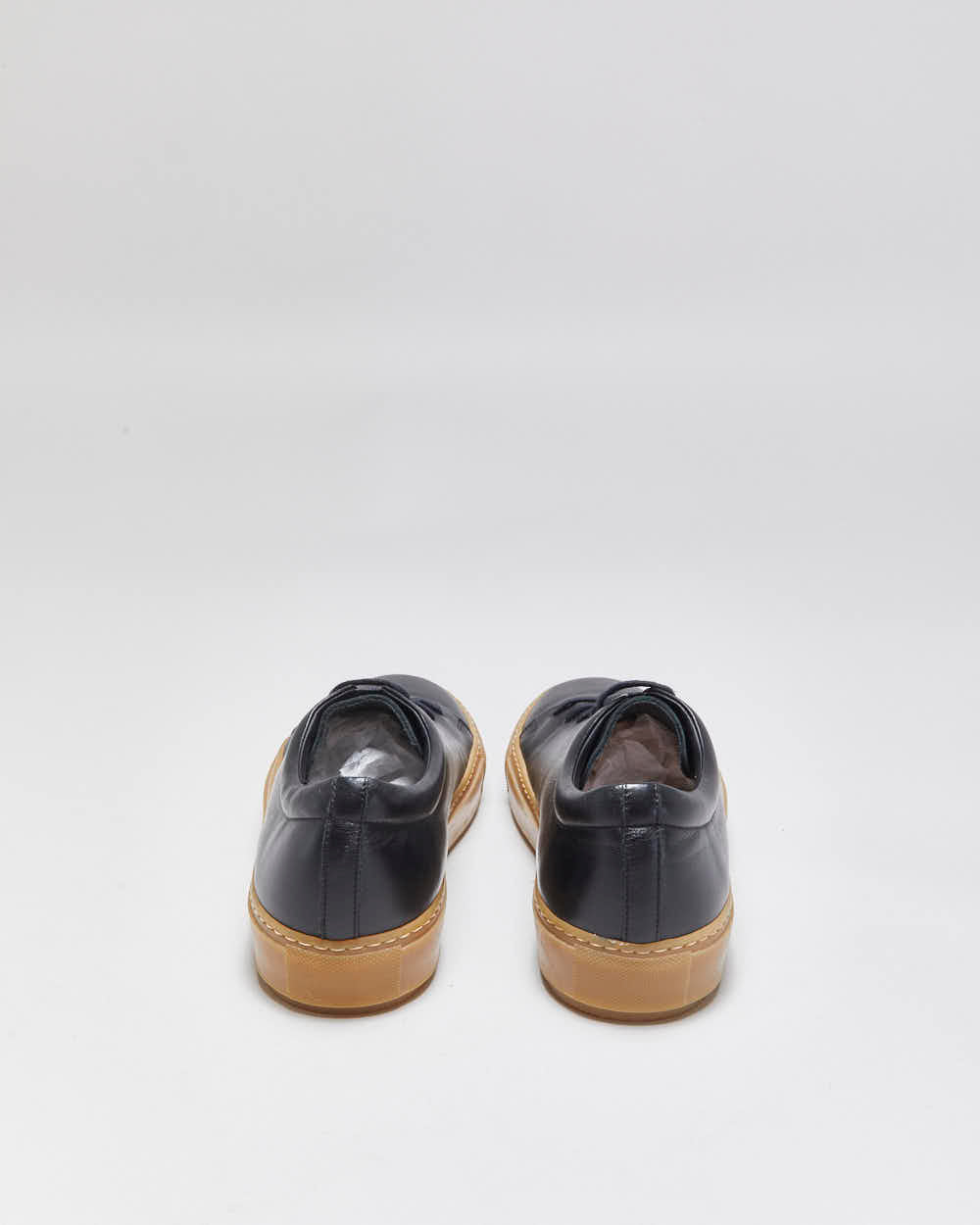 DS SS2016 Acne Studios 'Adrian' Black/Gum Calfskin Leather Low Trainers - UK7.5
