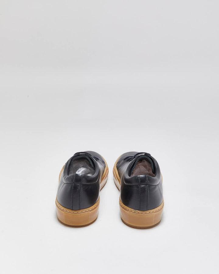 DS SS2016 Acne Studios 'Adrian' Black/Gum Calfskin Leather Low Trainers - UK7.5