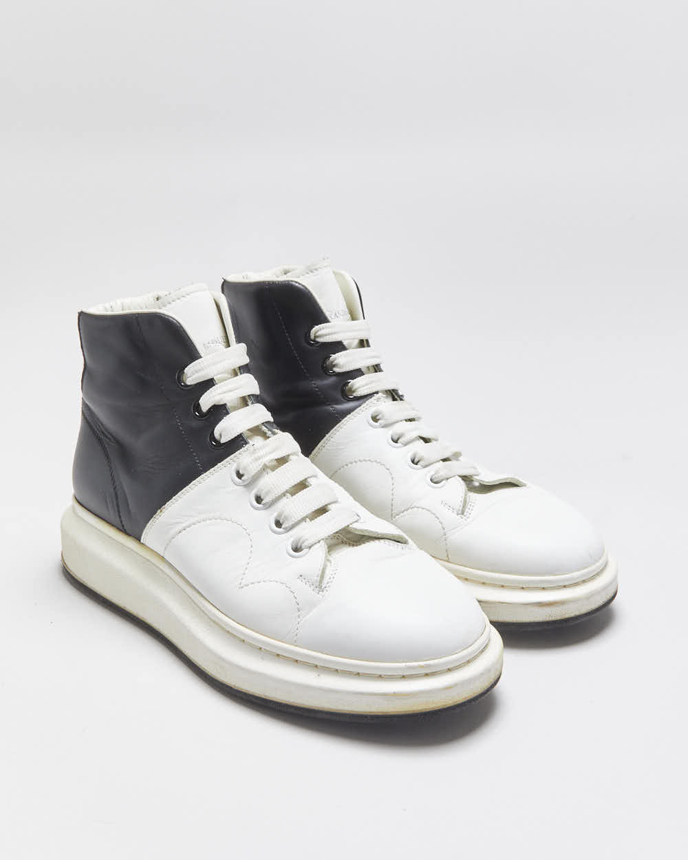 2021 Alexander Mcqueen Calfskin Leather Colourblock Exaggerated Sole High Top Trainers - UK7