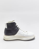 2021 Alexander Mcqueen Calfskin Leather Colourblock Exaggerated Sole High Top Trainers - UK7