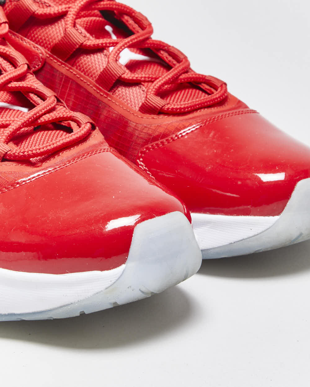 2021 Nike Air Jordan 11 CMFT Low 'University Red' Trainers - UK9