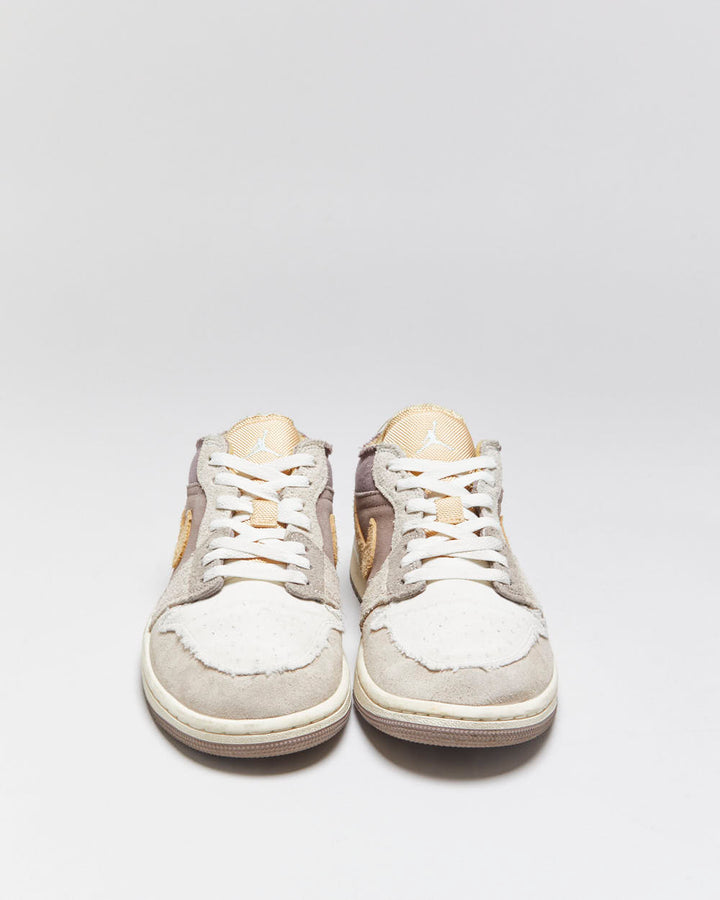 2022 Nike Air Jordan 1 Low SE Craft 'Inside Out Taupe Haze' Trainers - UK7