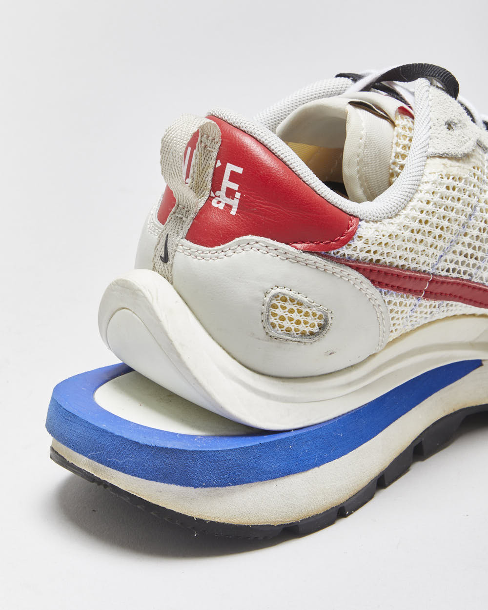 2020 Nike x Sacai Vaporwaffle 'Sale/Sport Fuchsia/Light Bone' Trainers - UK9