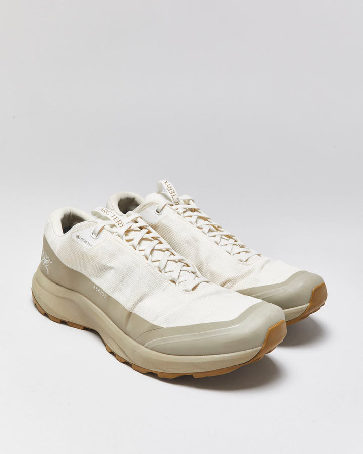 2023 Arc'teryx Aerios FL 2 Cream/Khaki Gore-Tex Vibram Trail Running Trainers - UK10.5