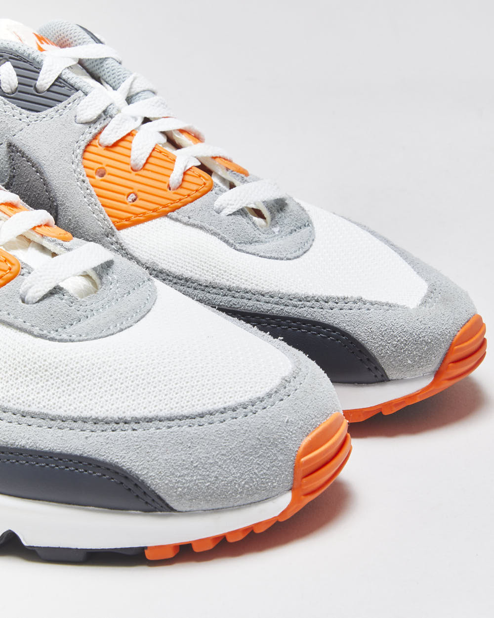 DS 2024 Nike Air Max 90 'Summit White/Safety Orange/Dark Smoke Grey/Smoke Grey' Trainers - UK11