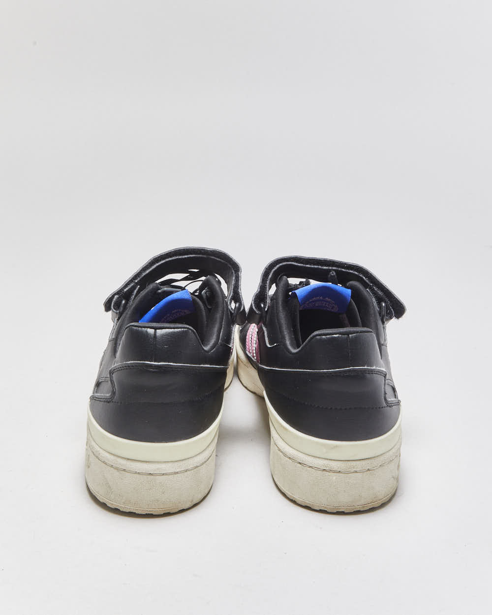 2022 Adidas Originals x Andre Saraiva Forum Low 'The World Needs Love' Trainers - UK11.5