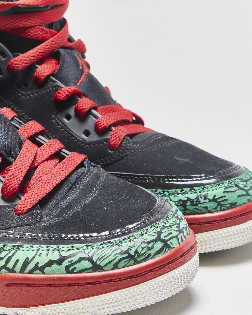 2017 Nike Air Jordan Spizike OG Black/Varsiry Red/Green Elephant Trainers - UK8