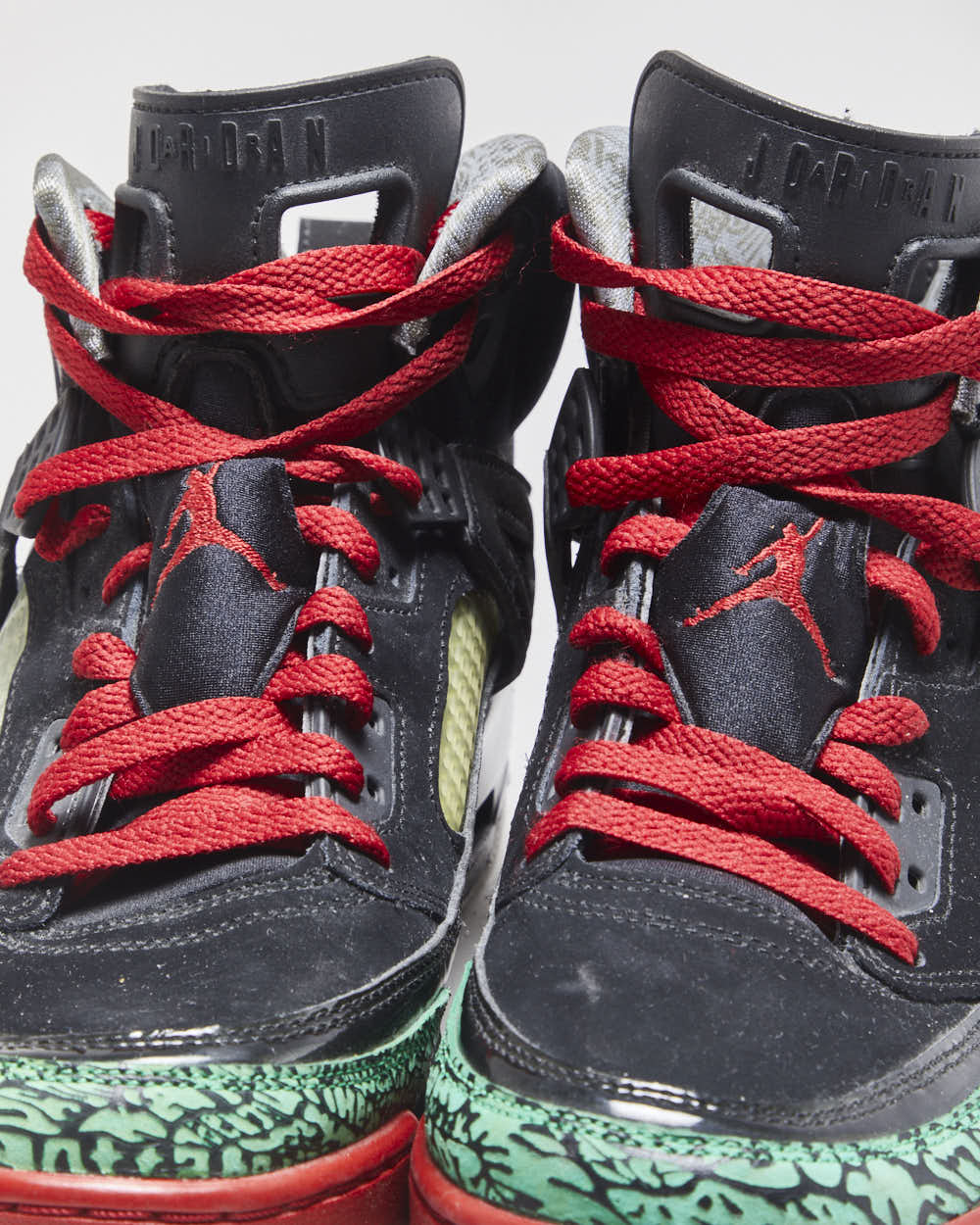 2017 Nike Air Jordan Spizike OG Black/Varsiry Red/Green Elephant Trainers - UK8
