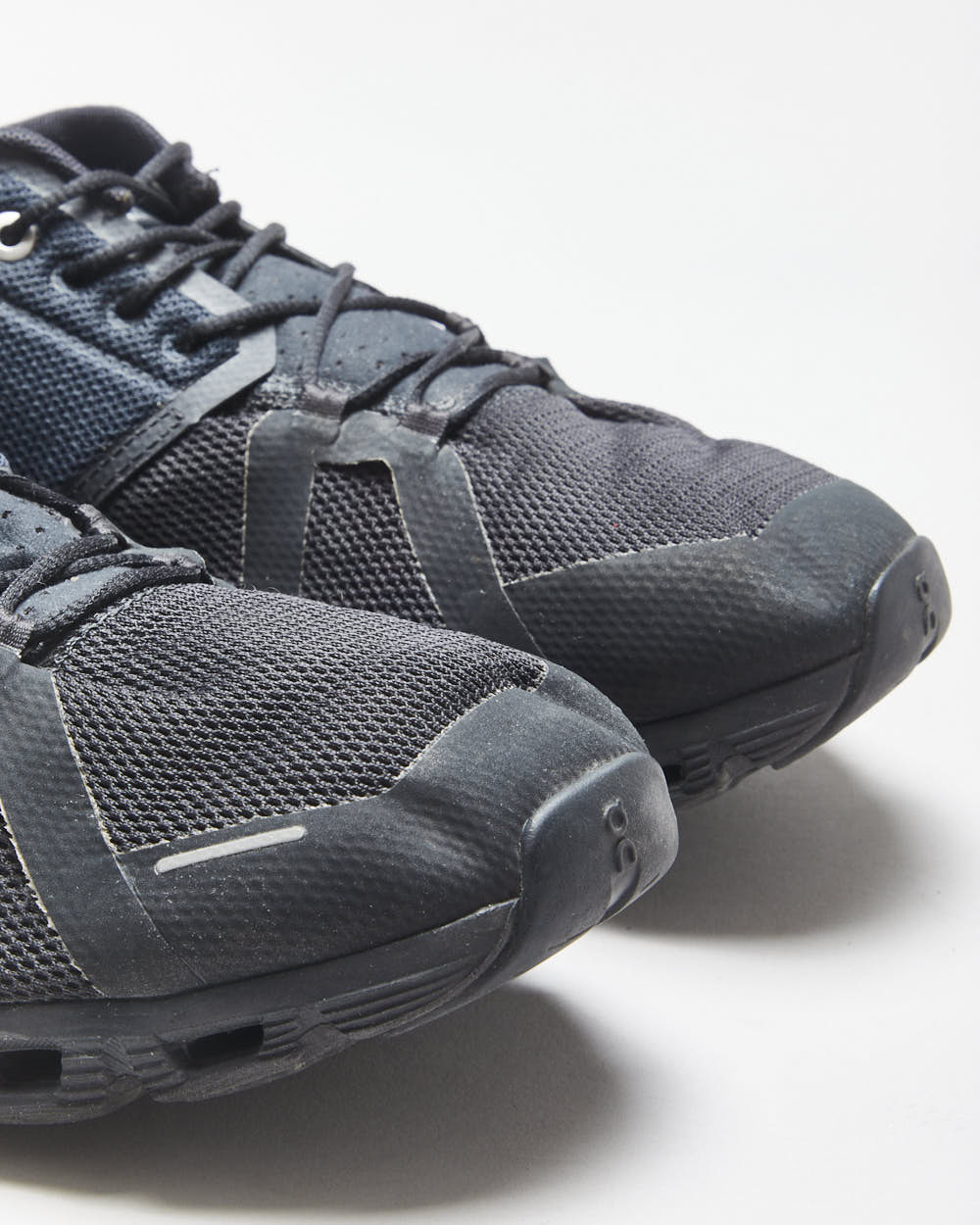 ON Cloud 5 All Black Running Trainers - UK11