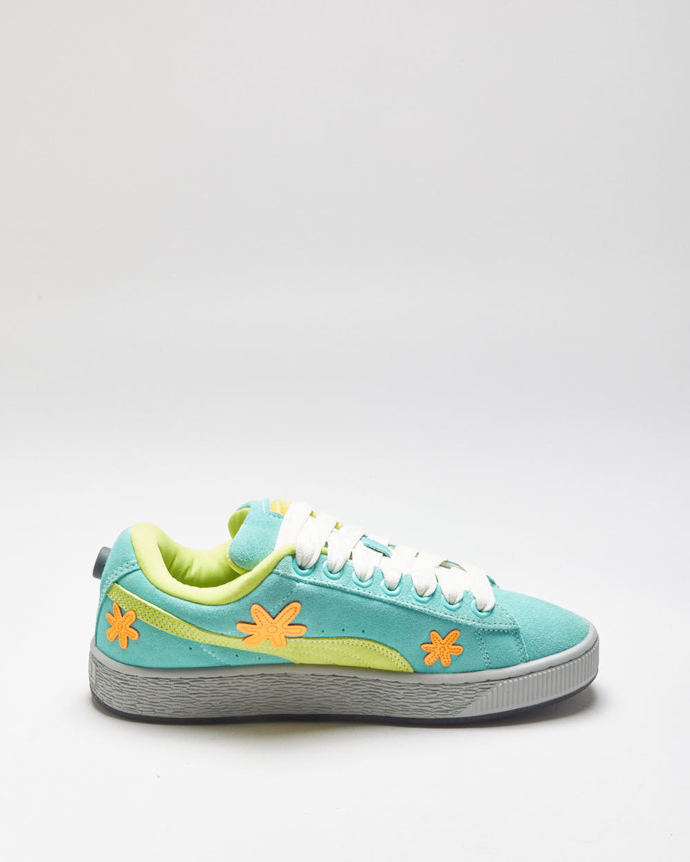 DS 2024 Puma Hoops x Scooby Doo Suede XL Skate Shoes - UK9