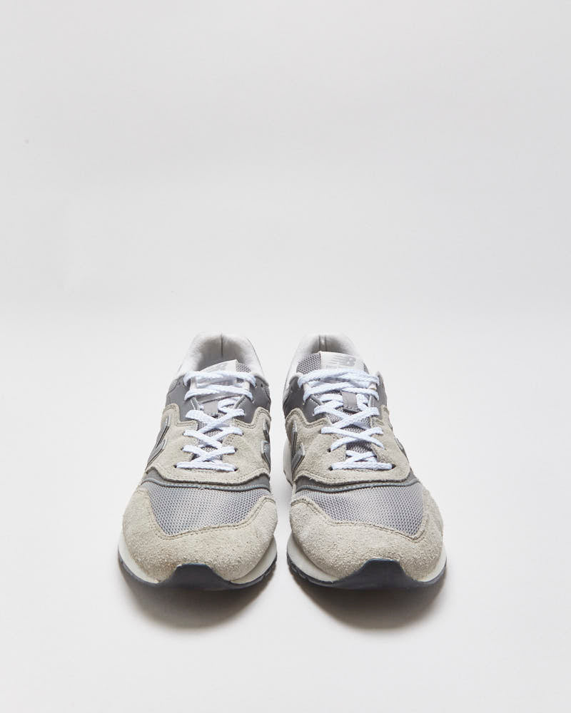 2021 New Balance 997H Grey Suede Trainers - UK9
