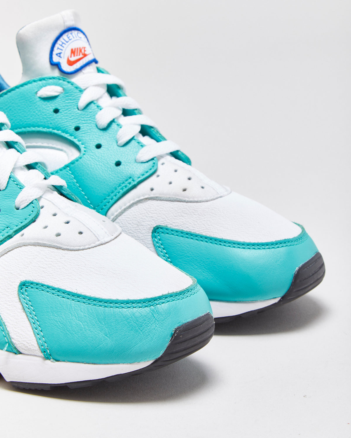 2022 Nike Air Huarache Athletic Club 'White/Washed Teal/Marina Blue' Trainers - UK9.5