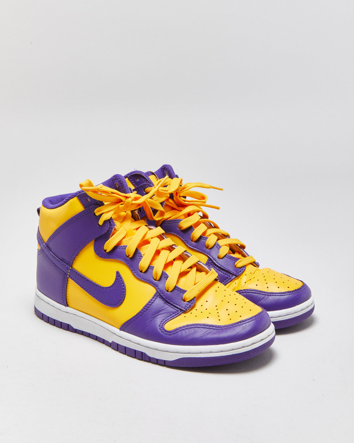 2022 Nike Dunk Hi Retro 'Lakers' Court Purple/Yellow Trainers - UK7