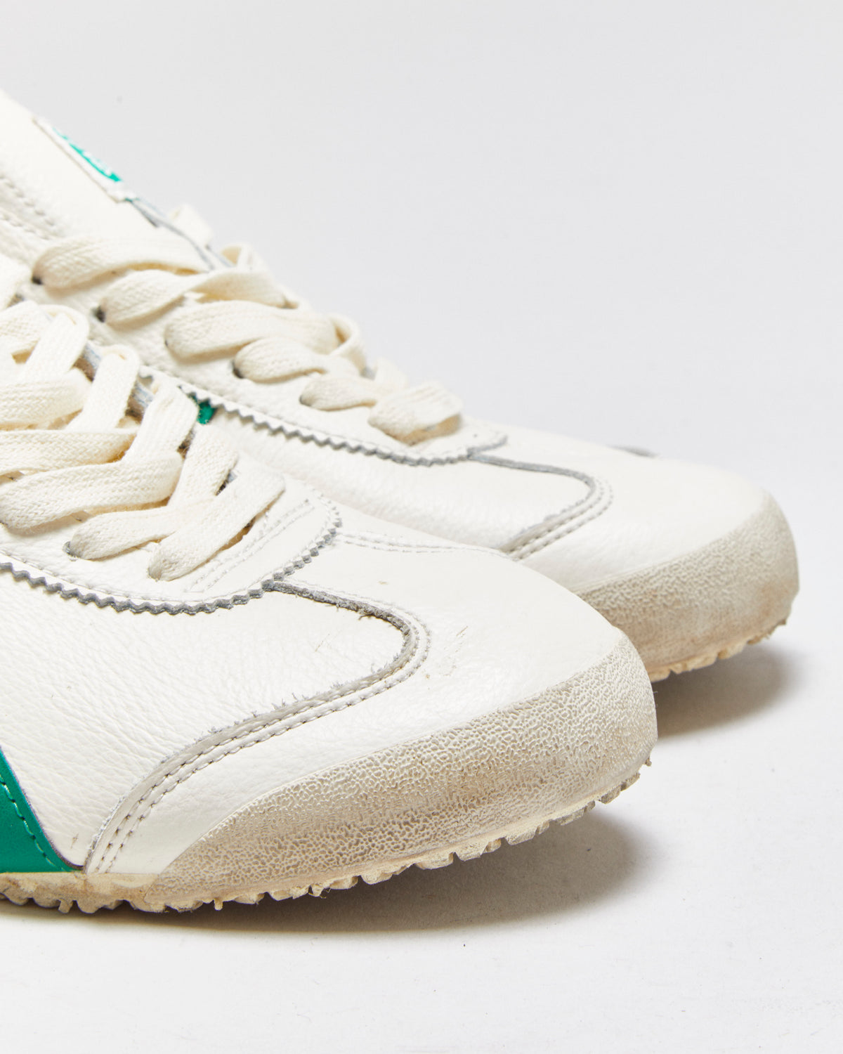 Onitsuka Tigers Mexico 66 Birch Kale/Red/Gold Trainers - UK9