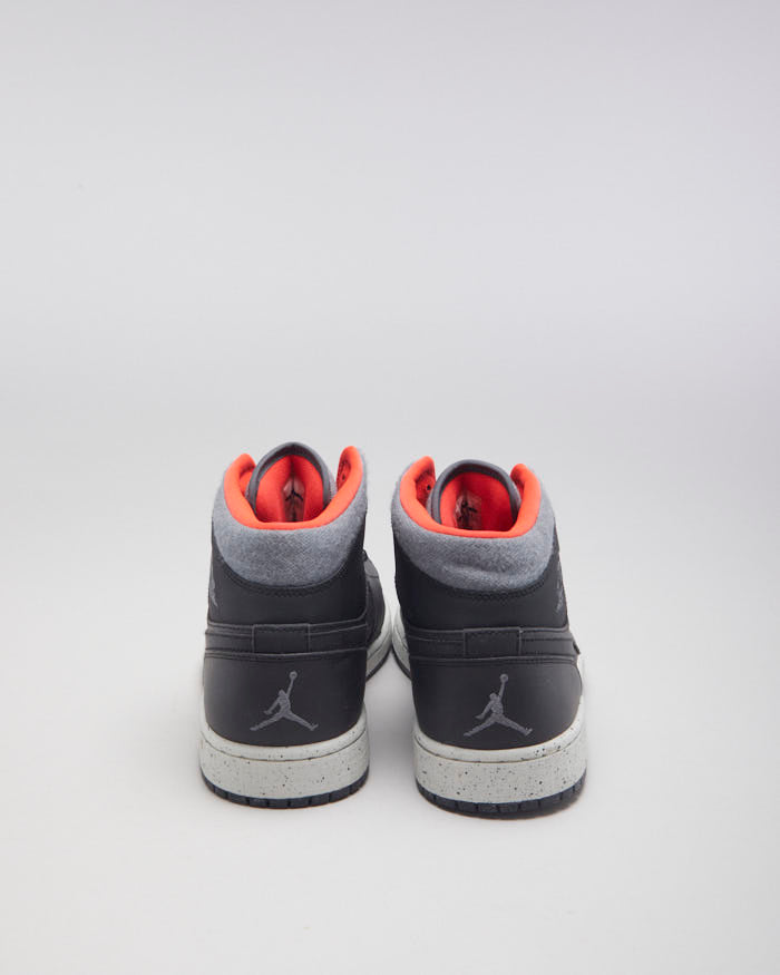 Jordan 1 Mid Holiday - UK 10.5