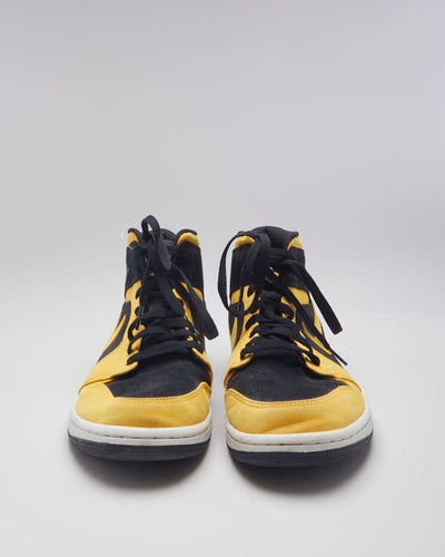 Nike Air Jordan 1 Mid Trainers - UK 9