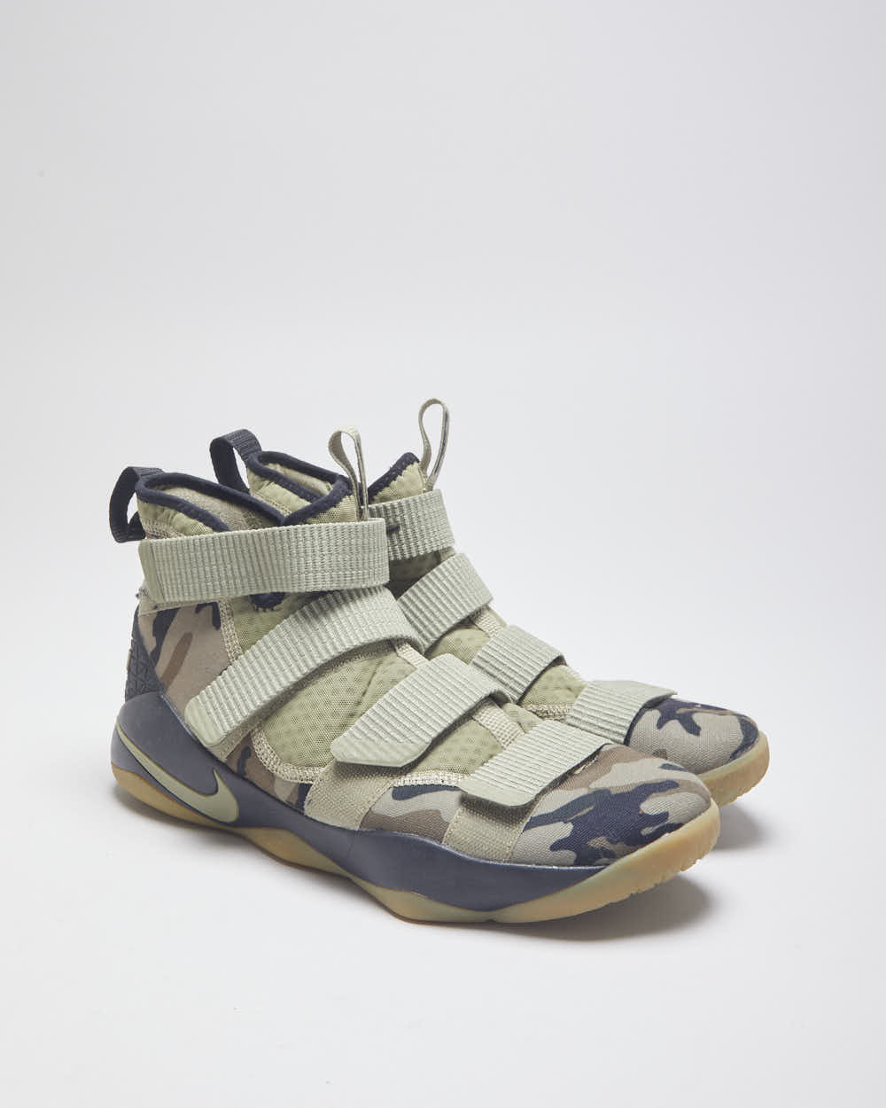 Nike Zoom LeBron Soldier 11 Mid Trainers - UK 9