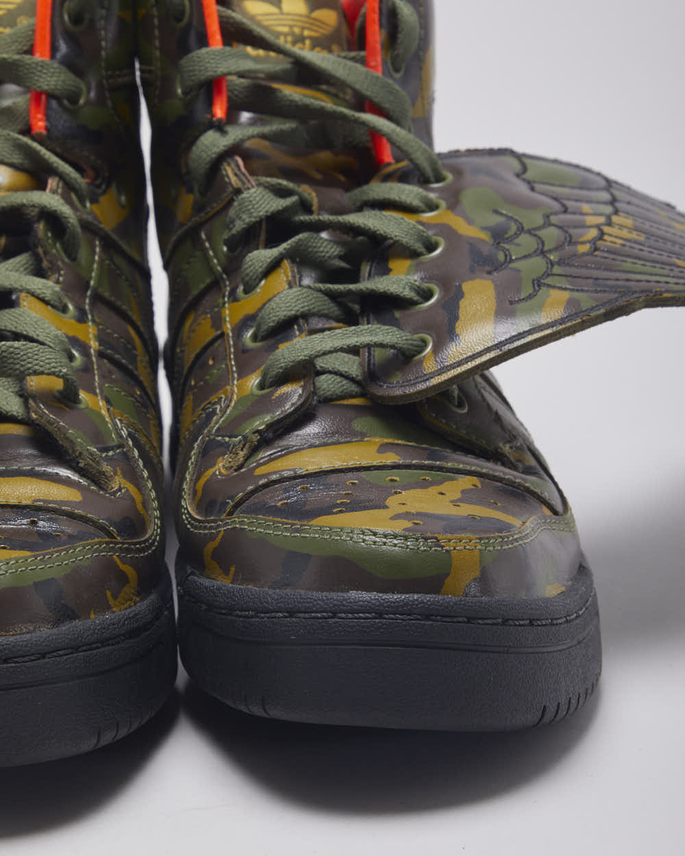 Vintage Adidas Originals x Jeremy Scott High Top Winged Trainers - UK 9