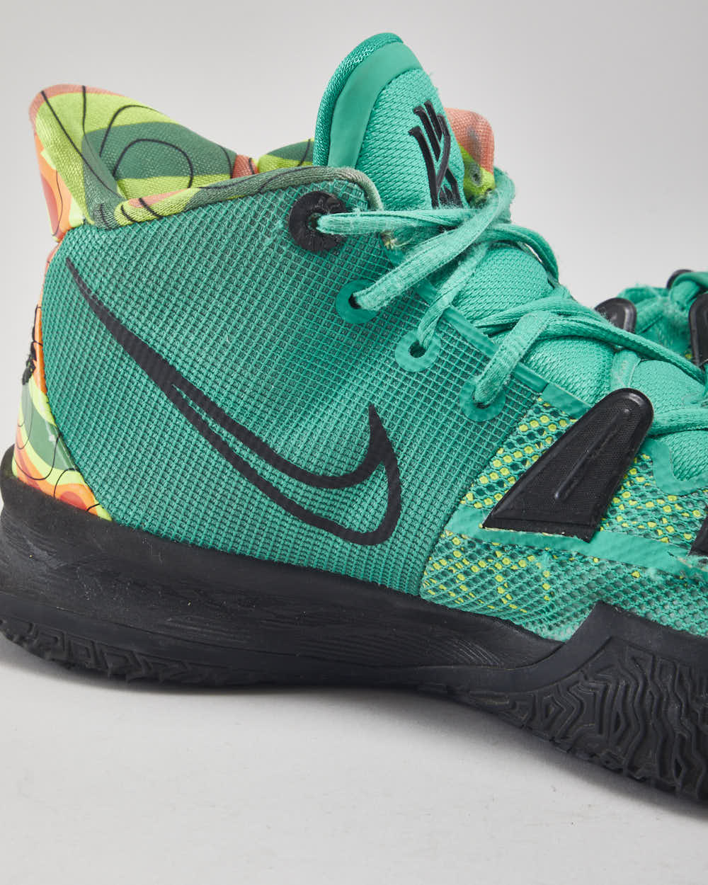 Nike Kyrie 7 Ky-D Weatherman Trainers - UK7.5