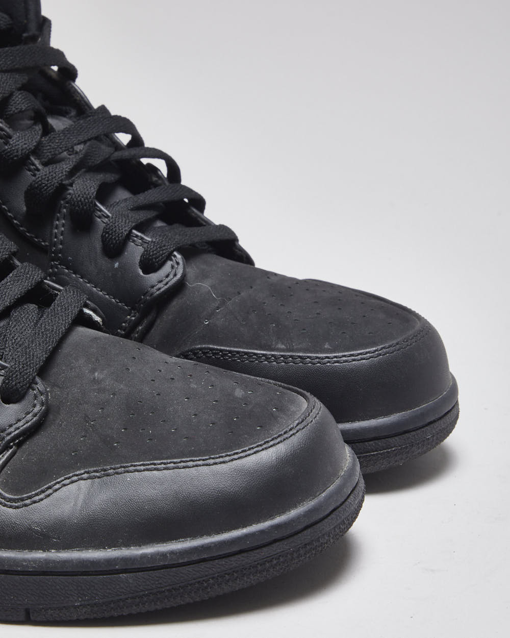 Nike Jordan 1 High Blackout Trainers - UK 10.5