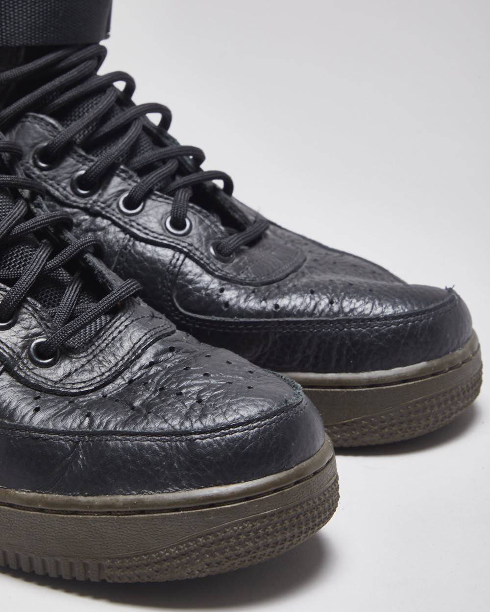 Nike Air Force 1 Lunar Mid Strap Mid-Top Trainers - UK 7.5