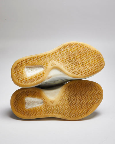 Adidas Yeezy Basketball Quantum Mid Trainers - UK 8