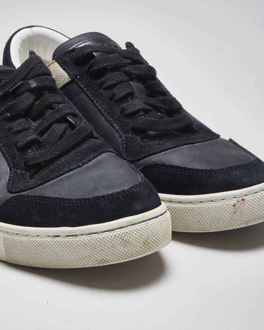 Vintage 2000's Burberry Suede Low Trainers - UK 8