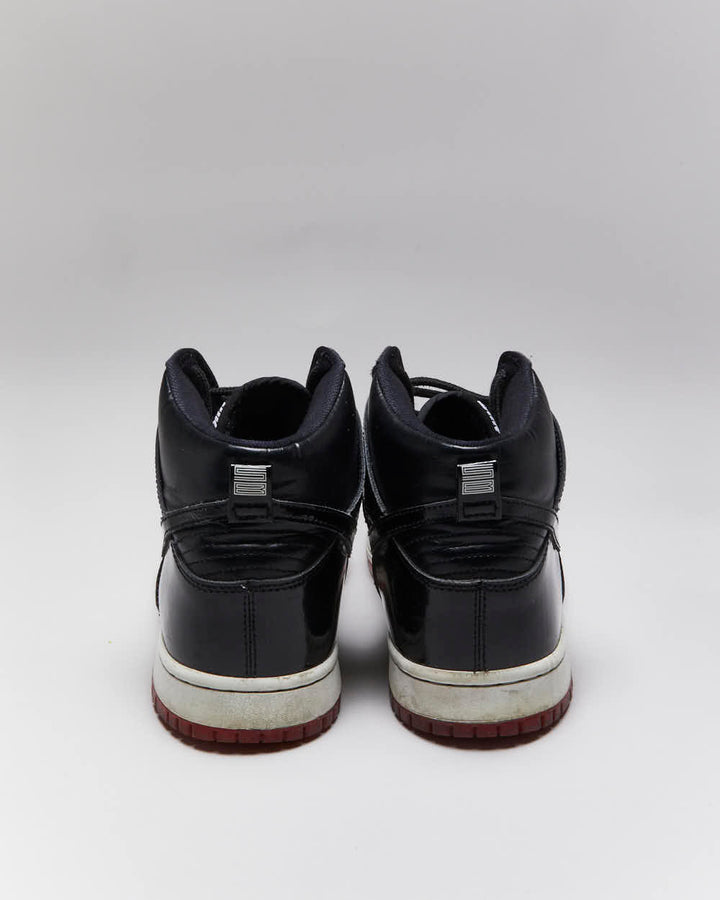 Nike SB Dunk High Trainers- UK8