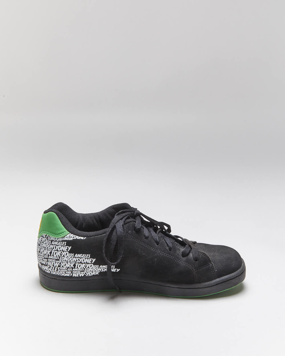 Vintage Y2K DC Shoe Co. Chunky Printed Trainers - UK 10.5