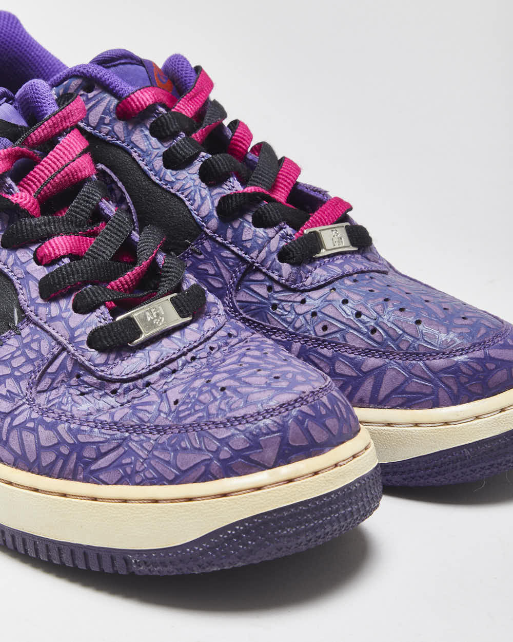 2021 Nike Air Force 1 'Cracked' Leather Low Trainers - UK8.5