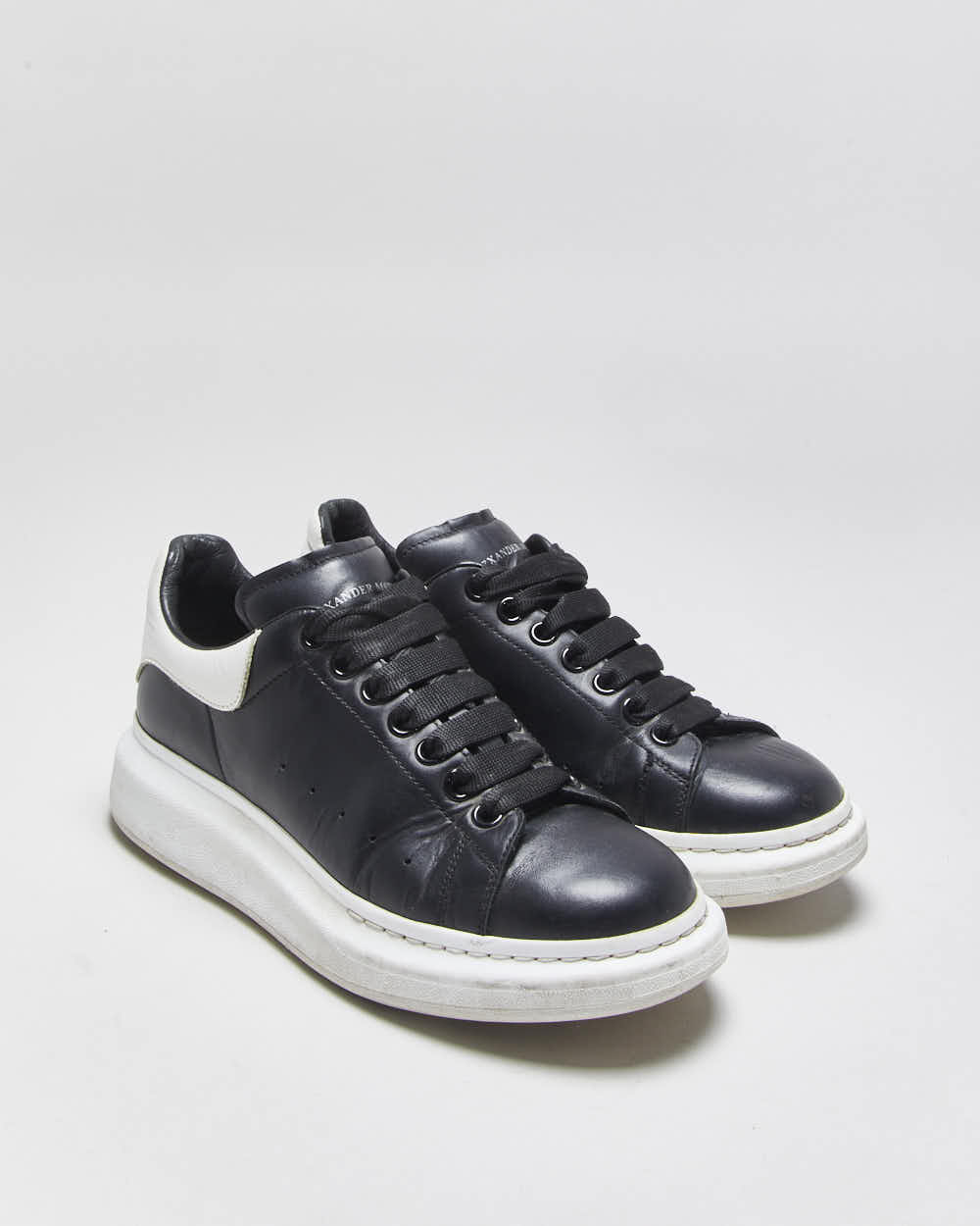 2021 Alexander Mcqueen Black Leather Oversized 'Larry' Trainers - UK7