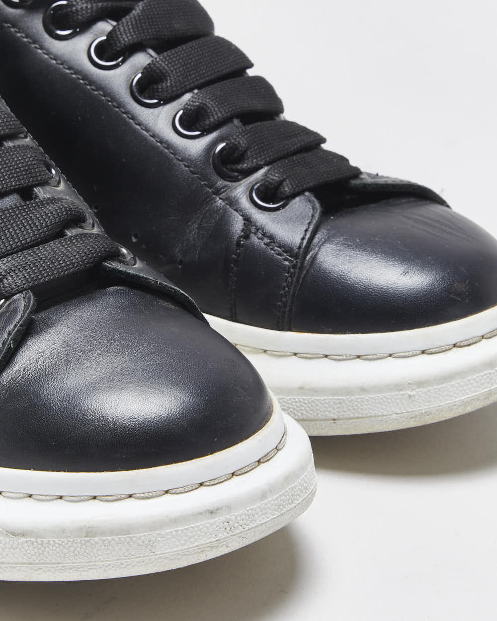 2021 Alexander Mcqueen Black Leather Oversized 'Larry' Trainers - UK7