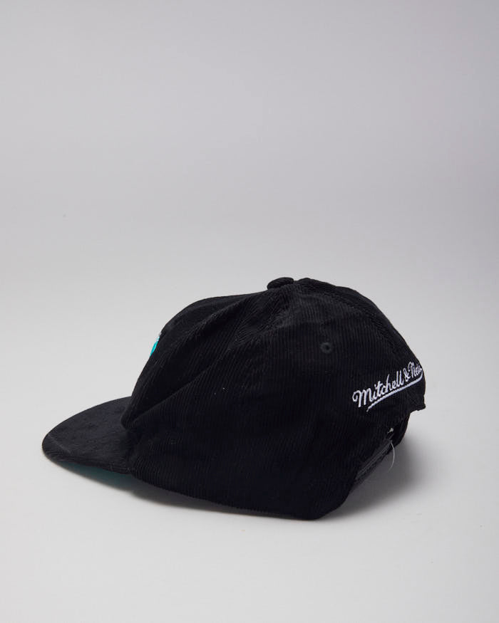 Vintage Mitchelll & Ness Vancover Grizzlies Corduroy Snapback - OS