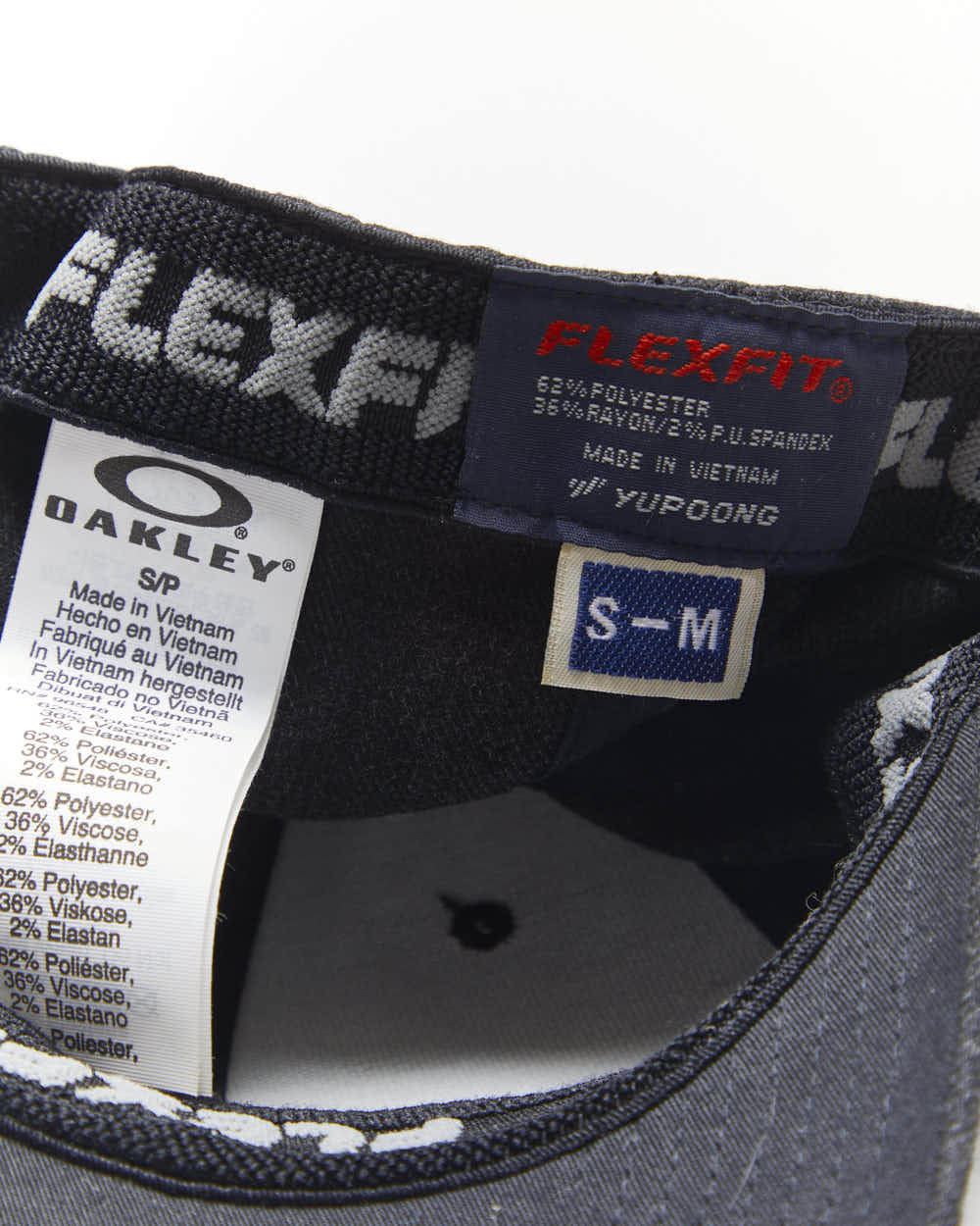 Vintage Oakley O Logo Fitted Cap - S/M
